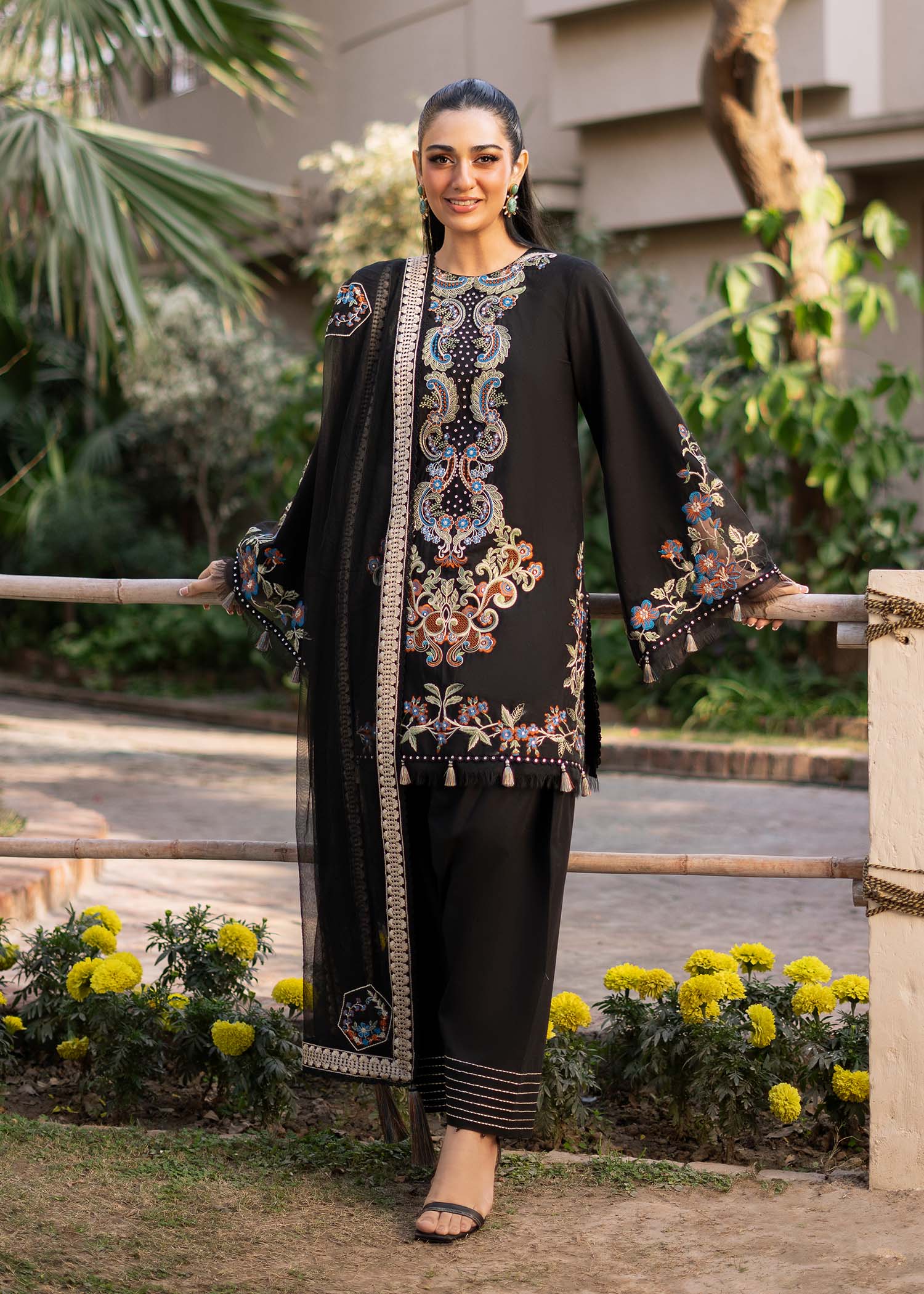 Fozia Khalid | Blossom Festive Lawn 25 | Black viola -  Fozia Khalid Ladies Clothes -  House of Maryam