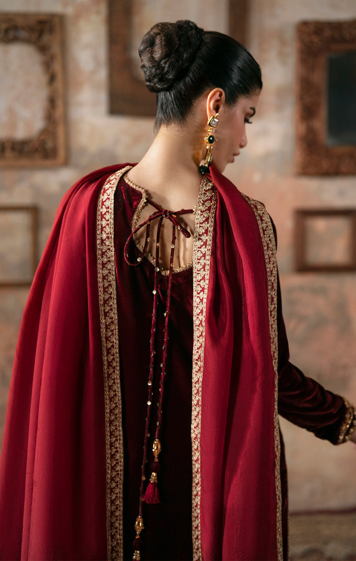Maya | Viola Luxe Velvet 25 | NYRA, image 2