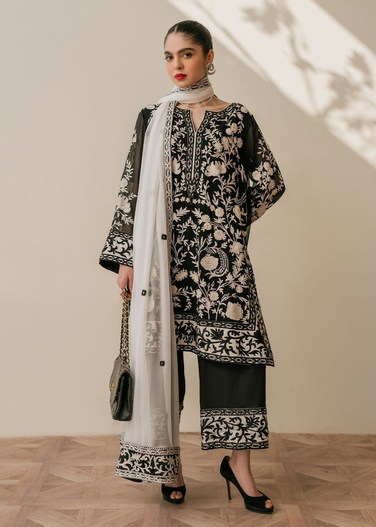Mahgul | Samara Pret | Onyx Jewel -  Mahgul Ladies Clothes - Original Designer Dress - House of Maryam