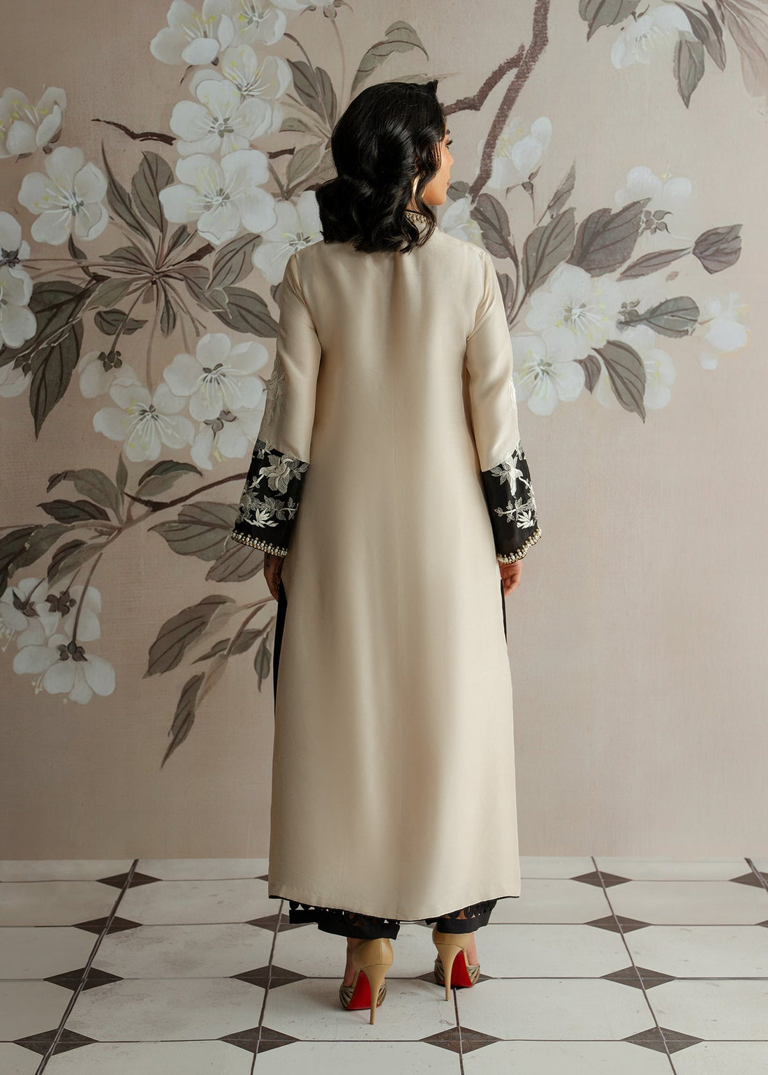 Mahgul | Elemental Luxe | Onyx Sand