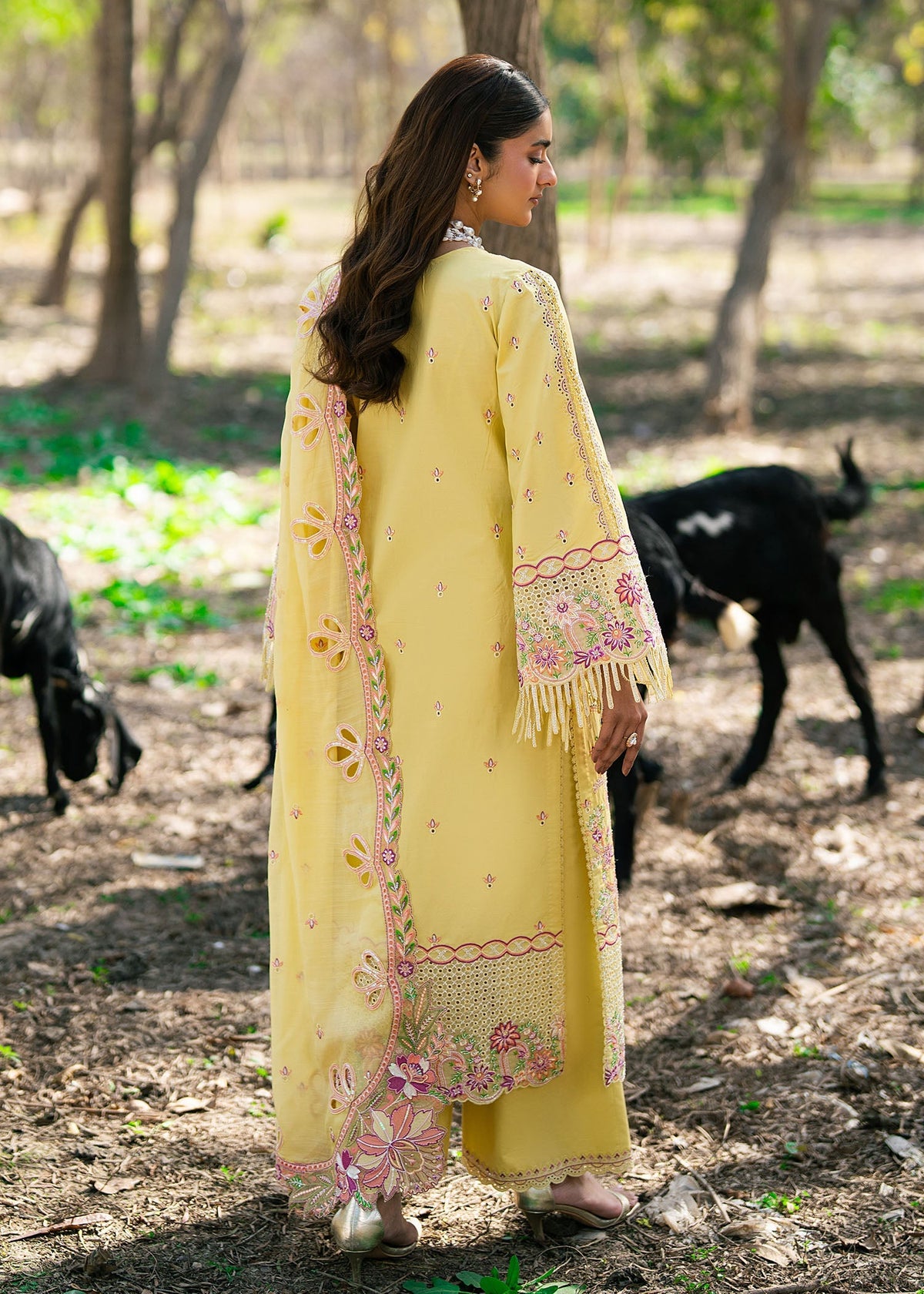 Zarizaa | Aura of Flora | HONEY, image 2