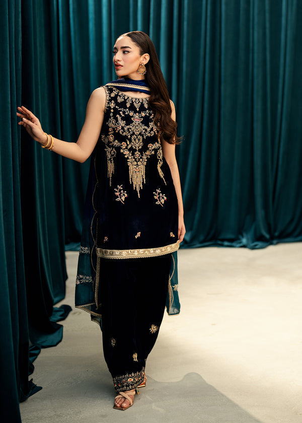 Umsha | Velvet Code | Sapphire Hour, image 6
