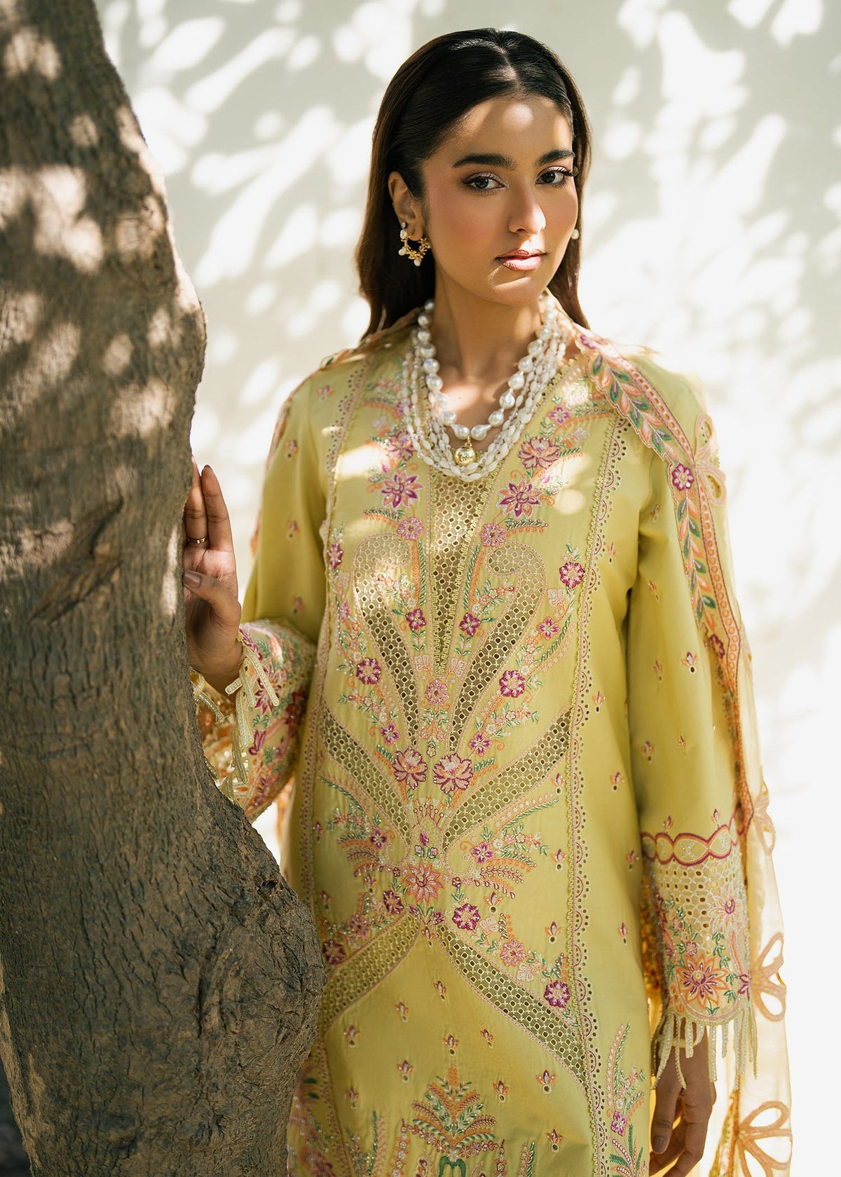 Zarizaa | Aura of Flora | HONEY, image 4