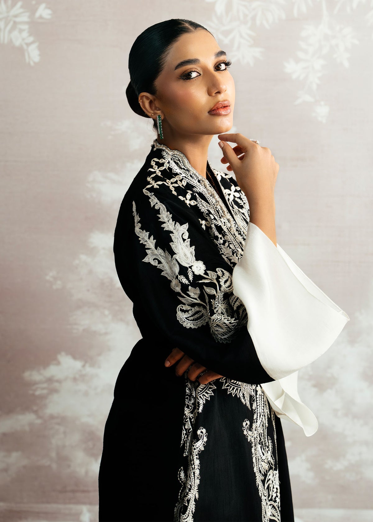 Mahgul | Narine Pret | Layl, image 4