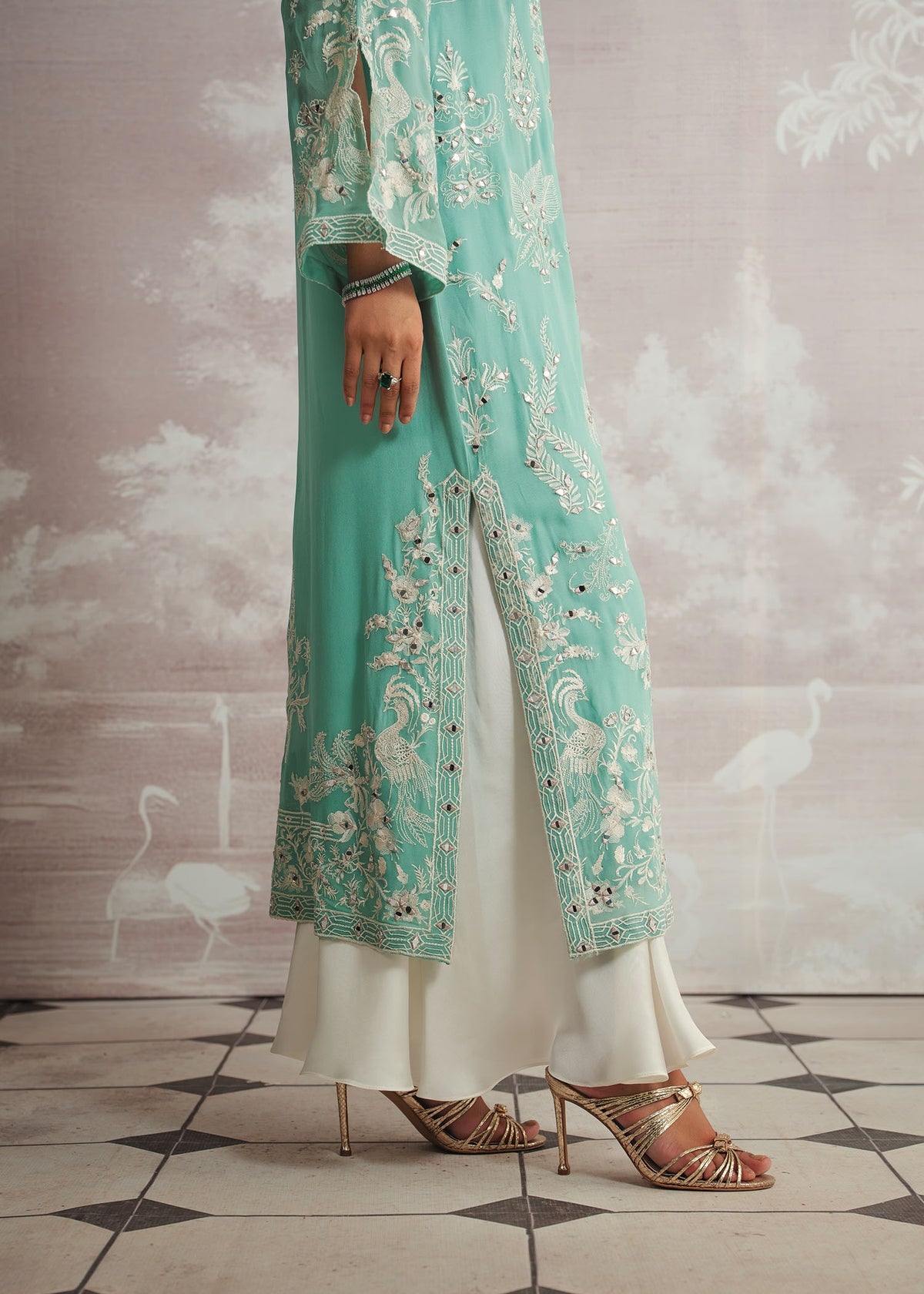 Mahgul | Narine Luxe | Nilufar, image 4