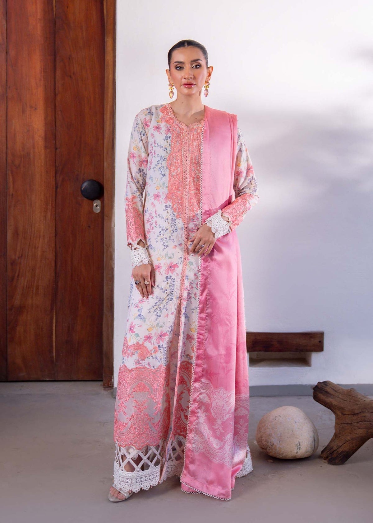 Myeesha | Lamhay Luxury Lawn 25 | Nazneen -  Myeesha Ladies Clothes - Original Designer Dress - House of Maryam