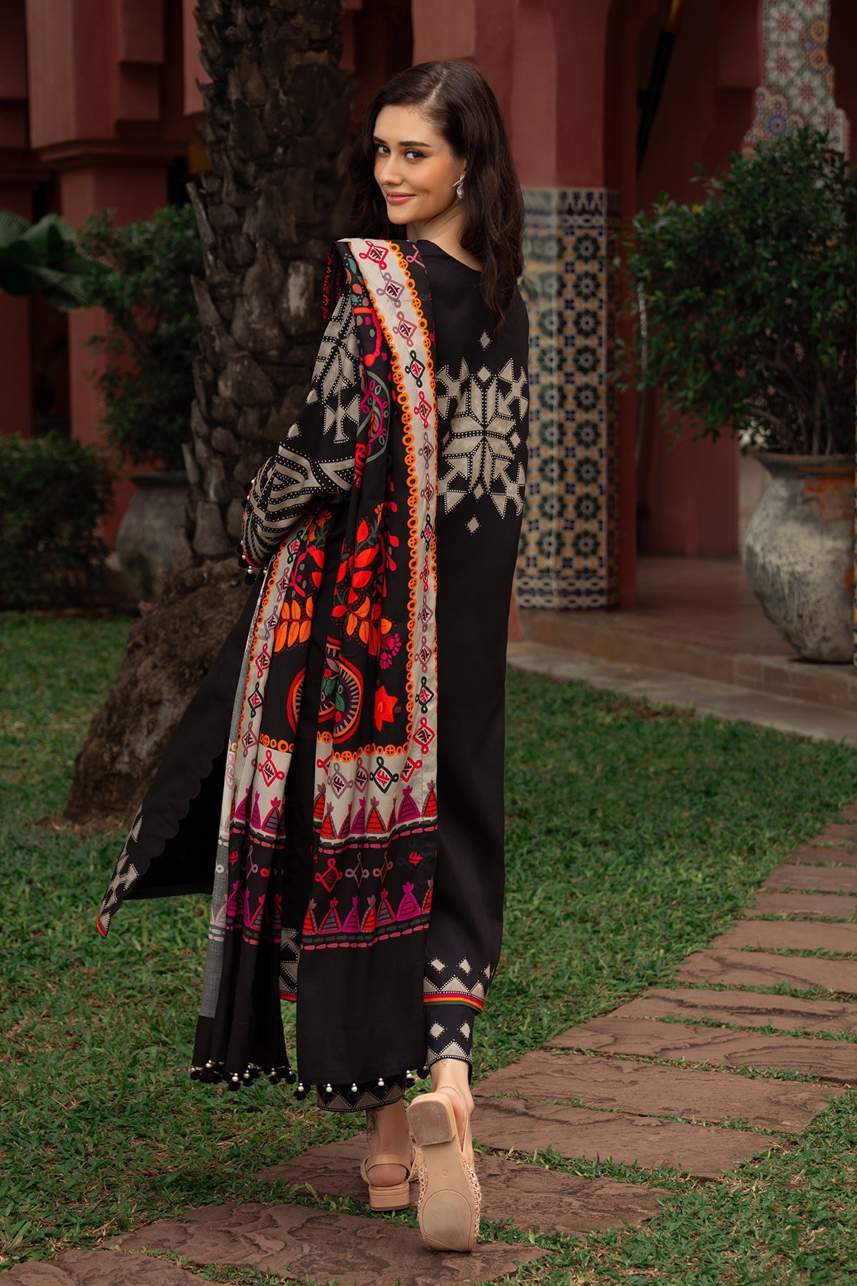 Charizma | C Prints Winter 25 |  3-PC Unstitched Printed Linen Collection CPW5-06, image 2