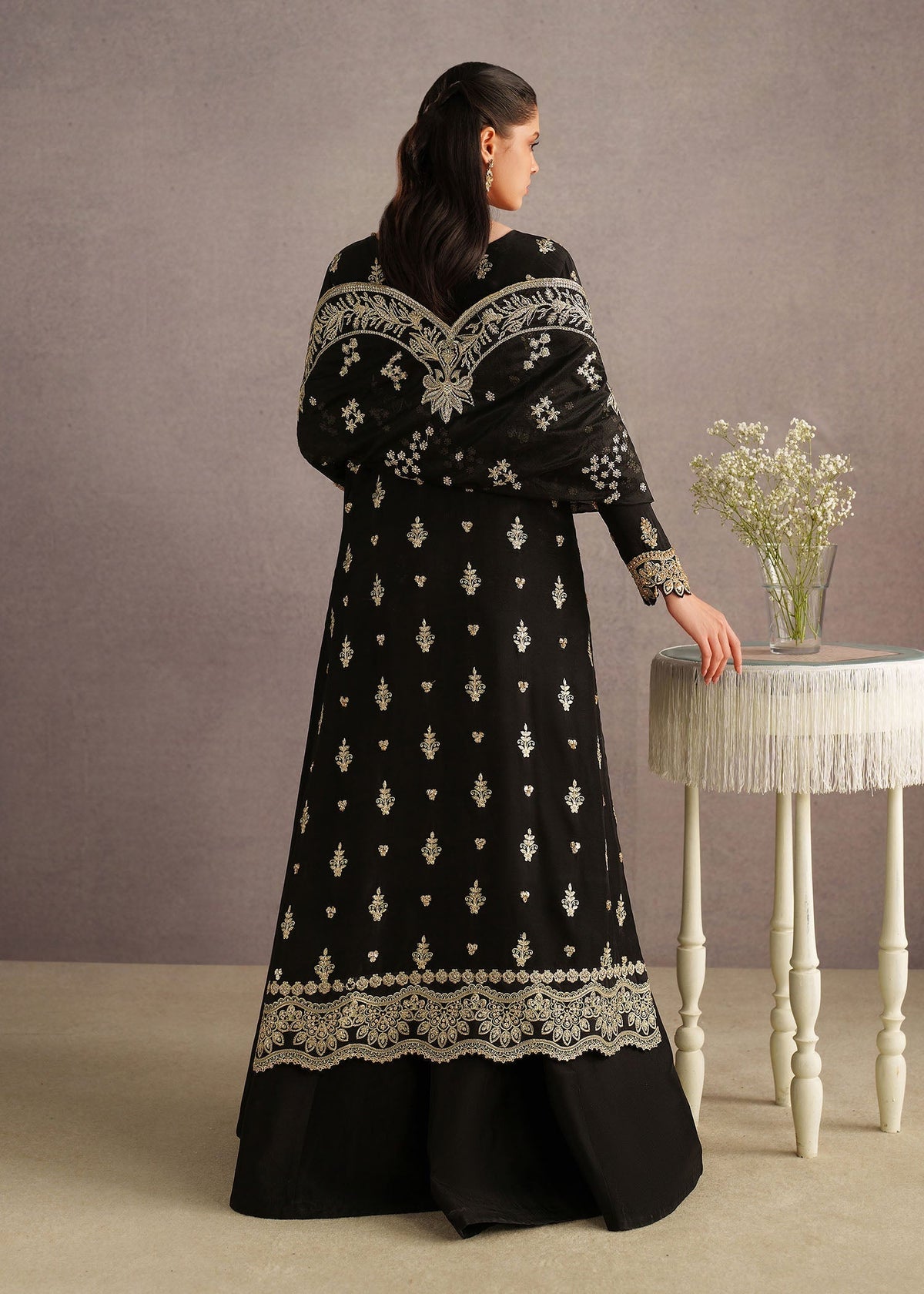 Dastoor | Lyra Eid Luxury Pret 26 | Leia, image 2