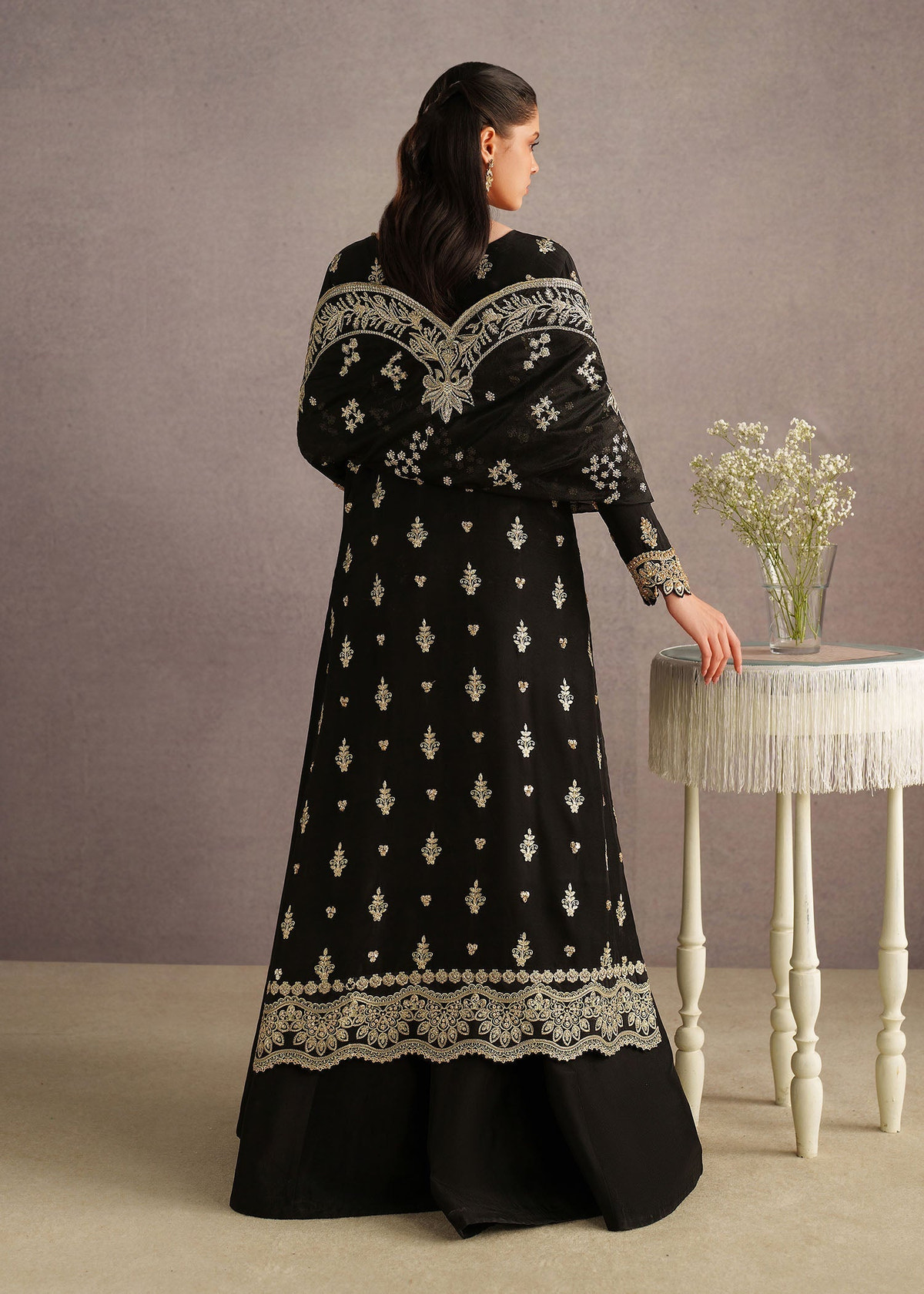 Dastoor | Lyra Eid Luxury Pret 26 | Leia, image 2