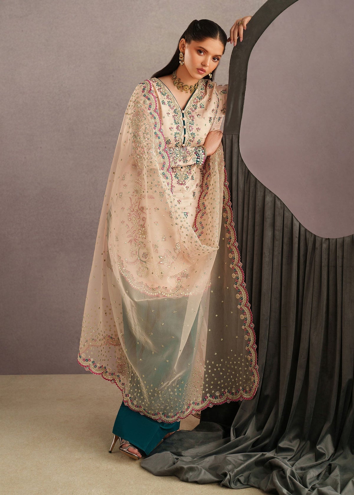 Dastoor | Lyra Eid Luxury Pret 26 | Ahina, image 6