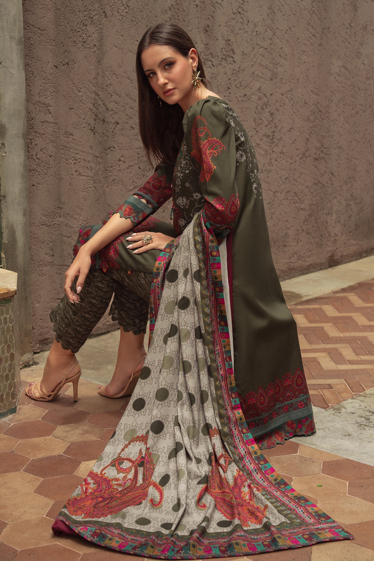 Charizma | C Prints Winter 25 |  3-PC Unstitched Printed Linen Collection CPW5-05, image 2