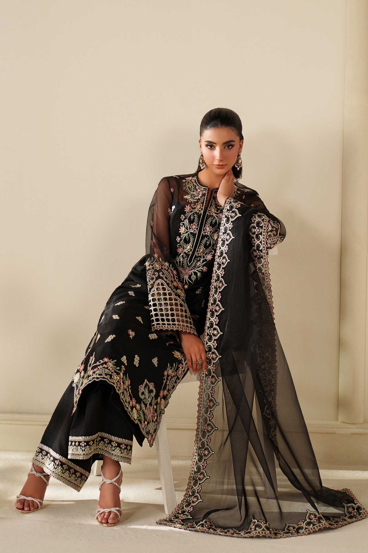 Akbar Aslam | Formal Pret | Noir, image 6