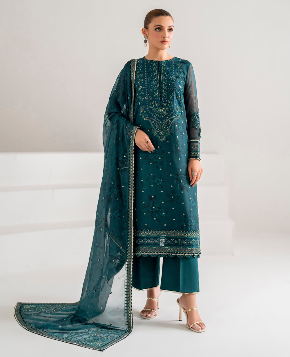 Xenia Formals | Raahi Luxury Formals | AURA by Designer Xenia Formals - House of Maryam - Pakistani Designer Ethnic Wear in {{ shop.shopifyCountryName }}