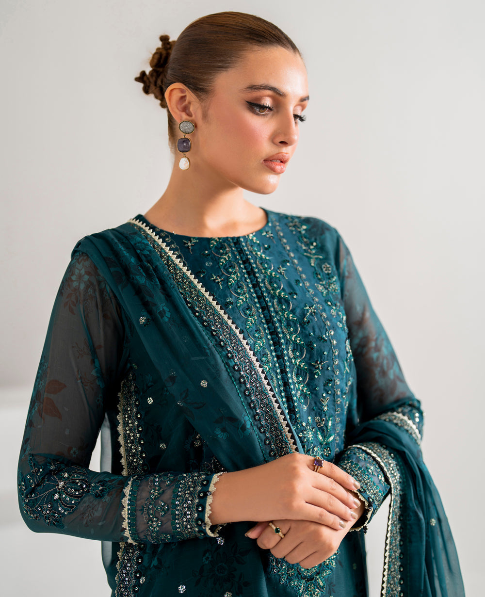 Xenia Formals | Raahi Luxury Formals | AURA by Designer Xenia Formals - House of Maryam - Pakistani Designer Ethnic Wear in {{ shop.shopifyCountryName }}