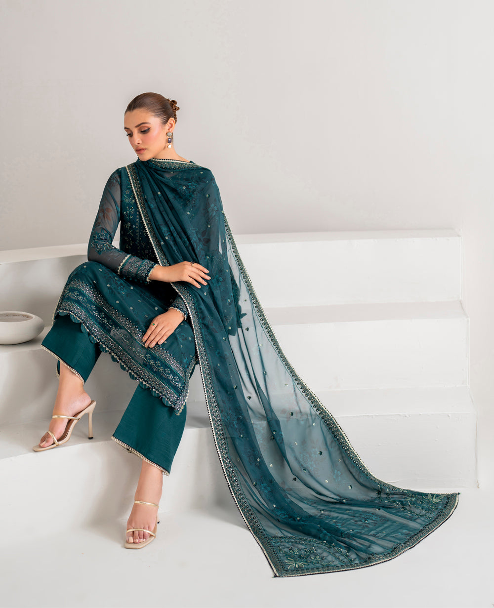 Xenia Formals | Raahi Luxury Formals | AURA by Designer Xenia Formals - House of Maryam - Pakistani Designer Ethnic Wear in {{ shop.shopifyCountryName }}