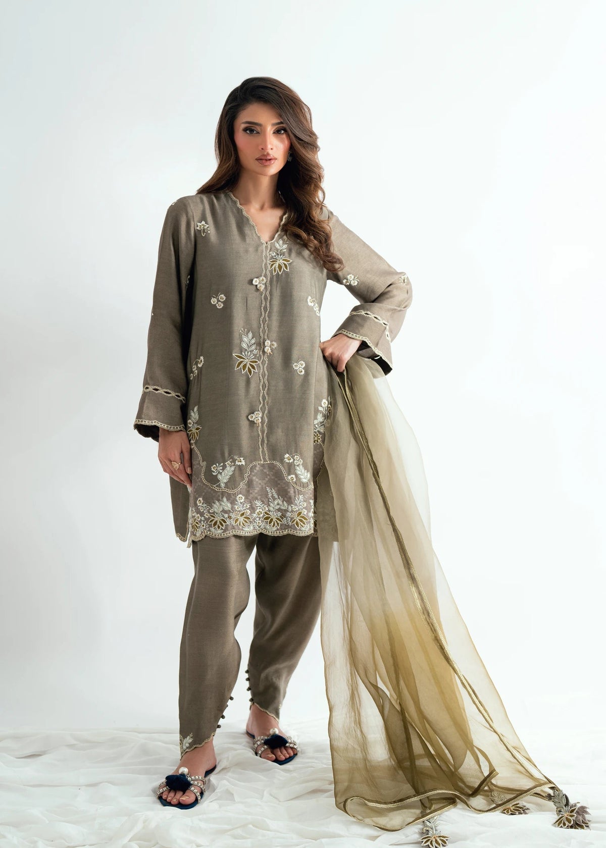 Umsha | Jardin De Luxe |Royal Ash-1