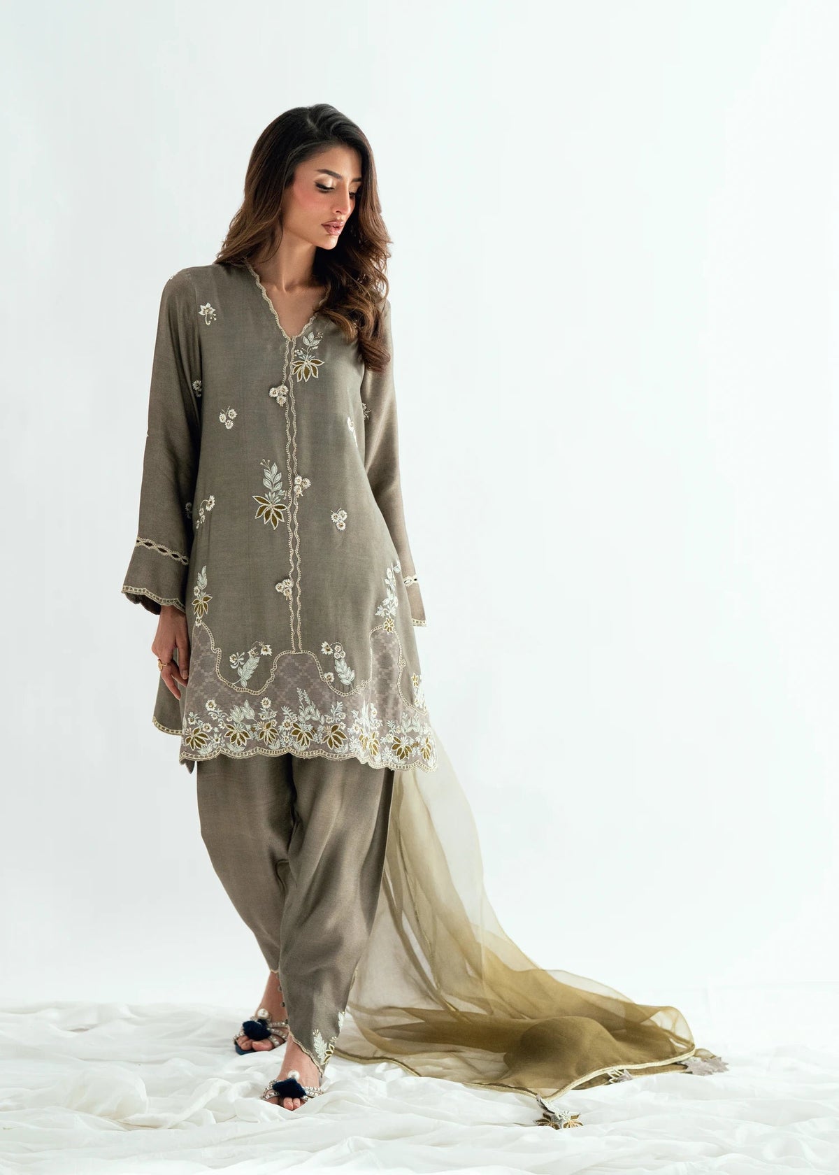 Umsha | Jardin De Luxe |Royal Ash-9