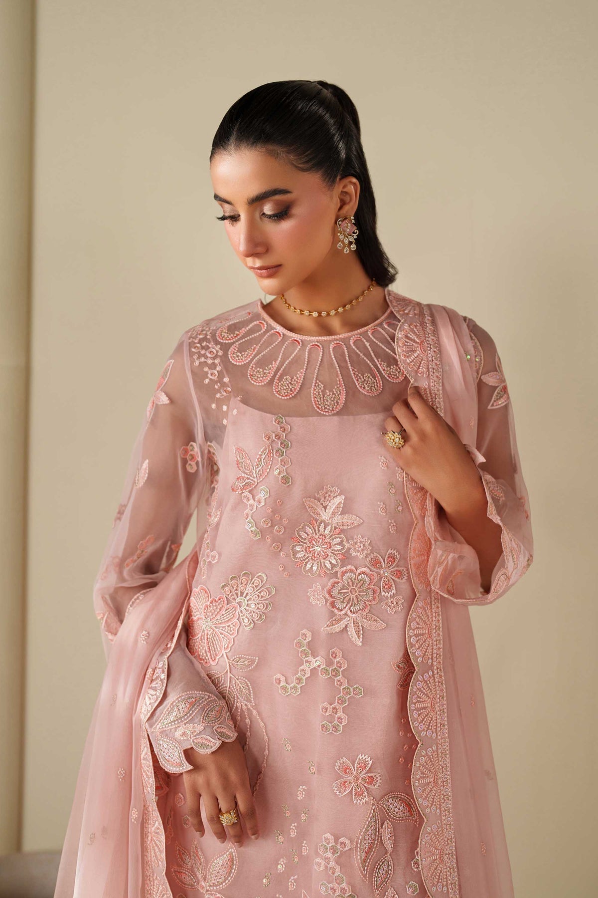 Akbar Aslam | Formal Pret | Adae-4