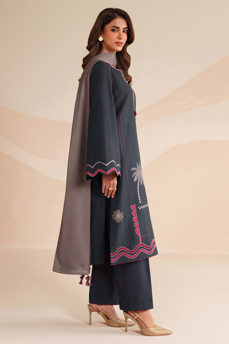 Jazmin | Winter 25 | UW-0227-2