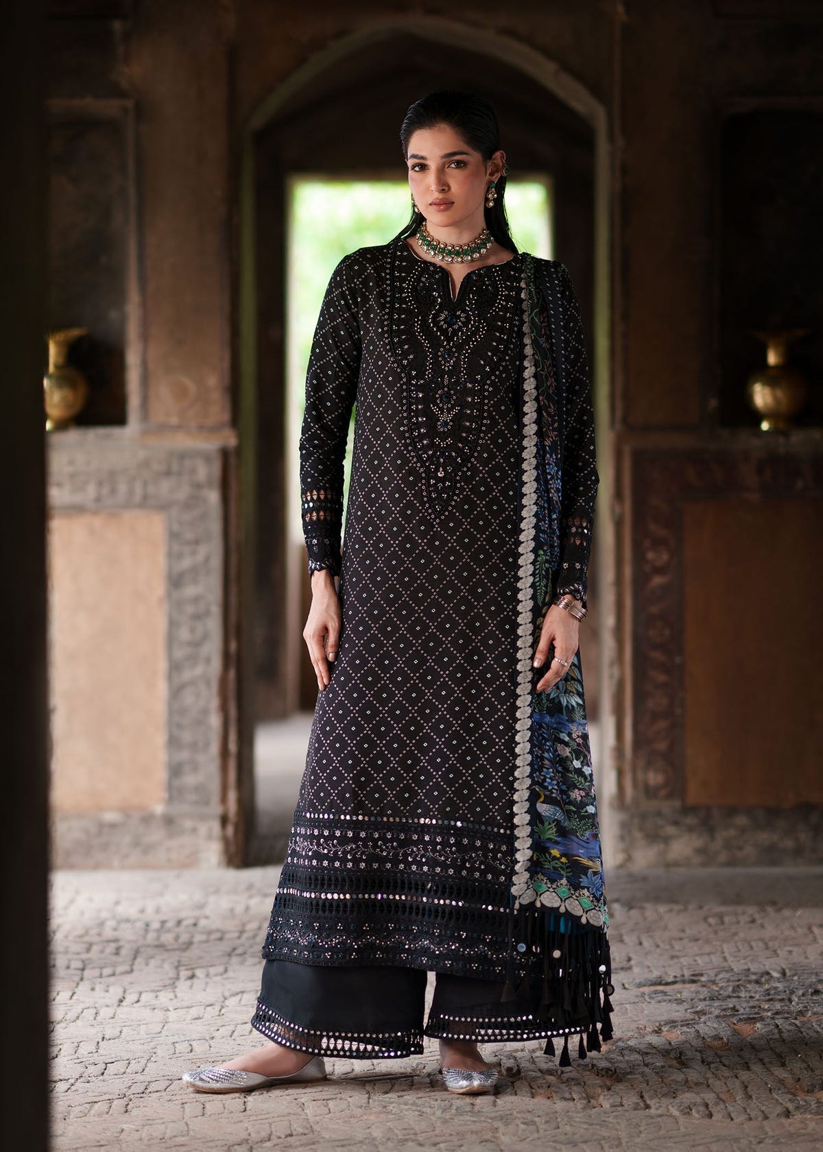 Sadaf Fawad Khan | Zeenat Formals 26 | Riwaz