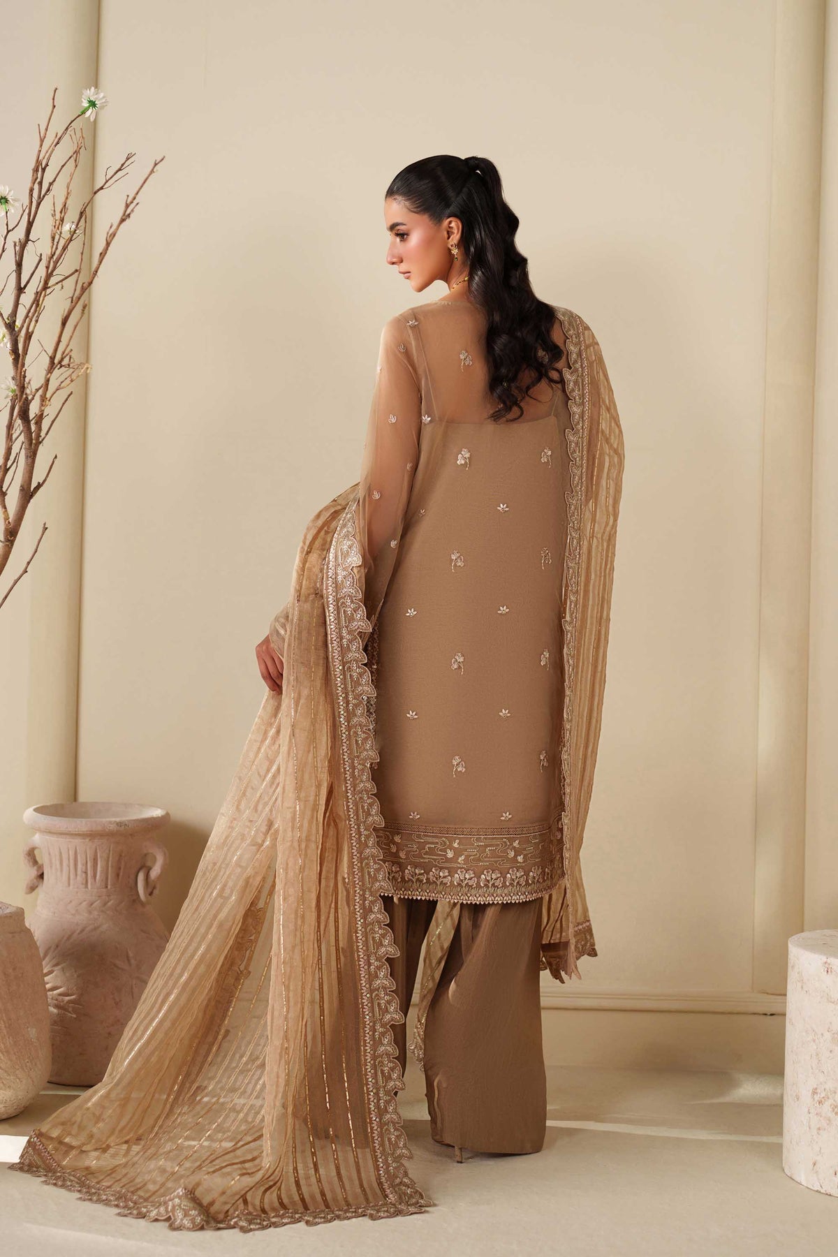 Akbar Aslam | Formal Pret | Cedar, image 2