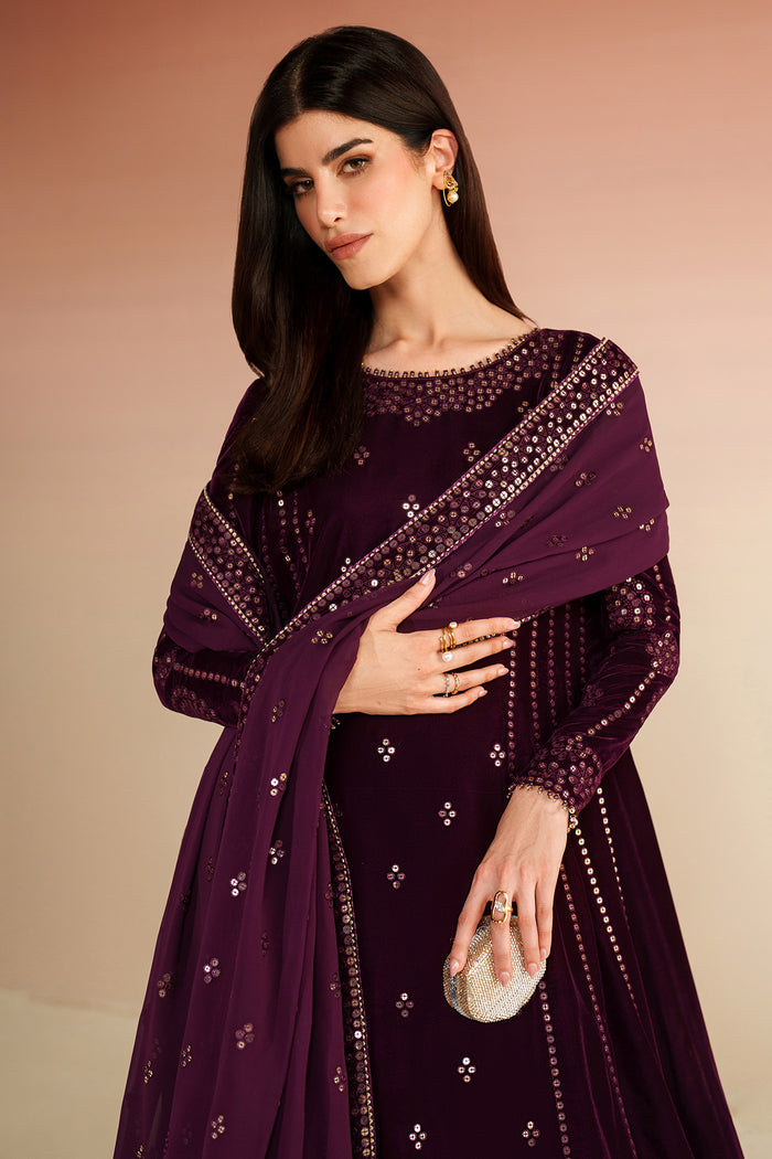 Jazmin | Velvet Vogue 25 | VVF D-1-4