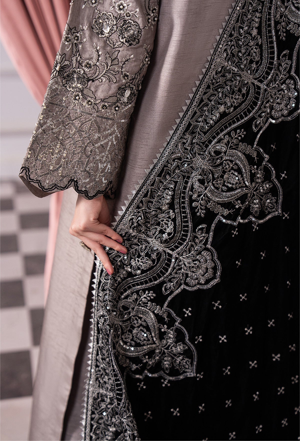 Raeesa Premium | Noirah Velvet | NV-007-7