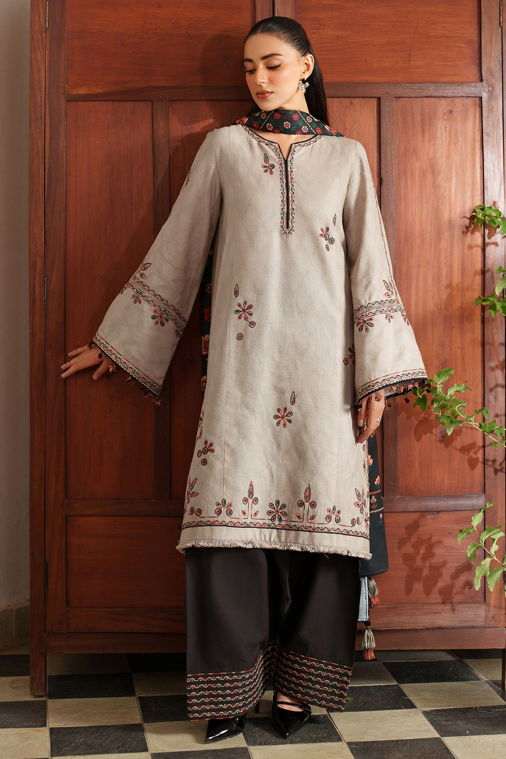 Jazmin | Winter 25 | UW-0144, image 4