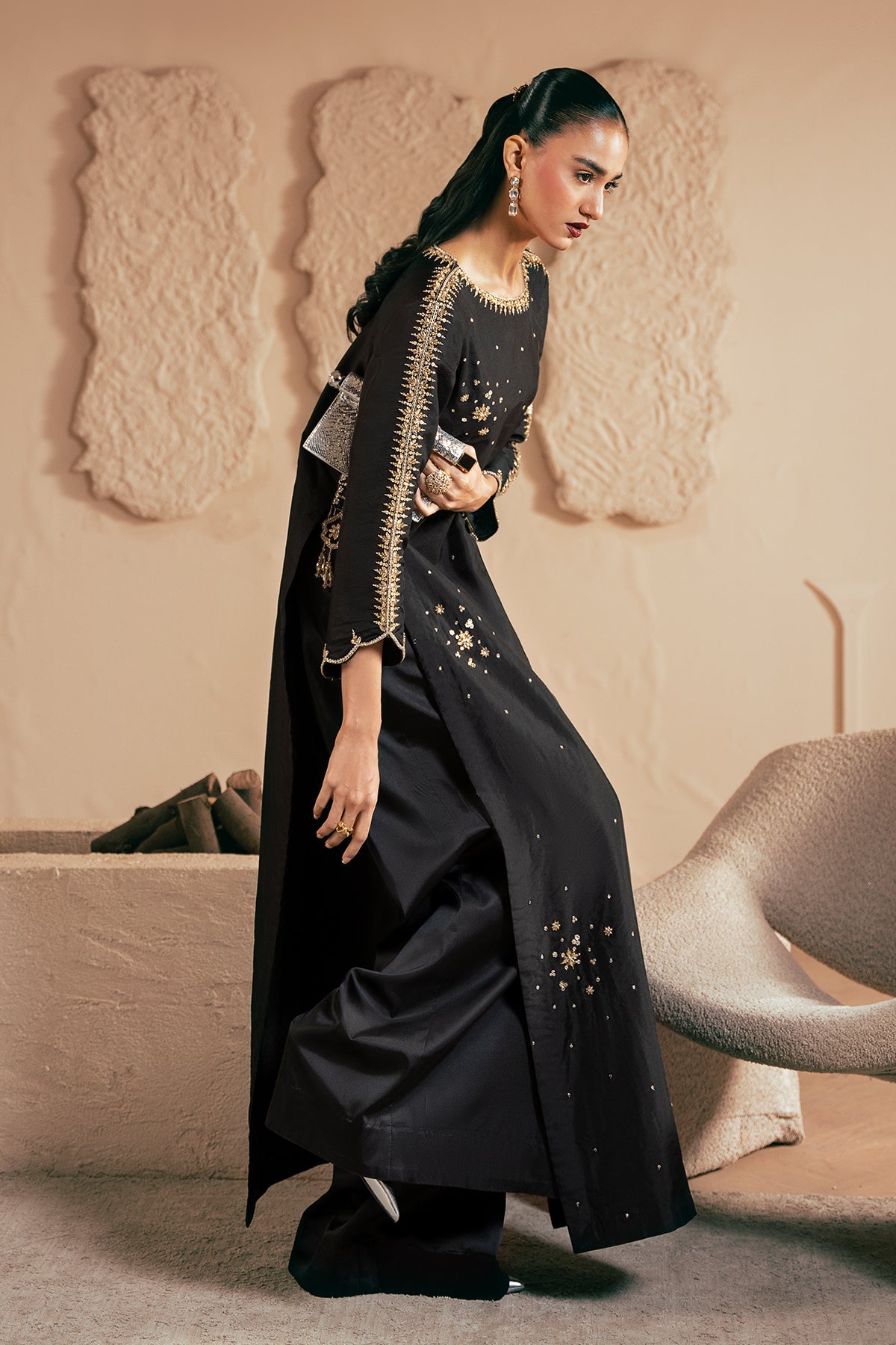 Mina Kashif | Emilie Formals | Black Noir, image 4