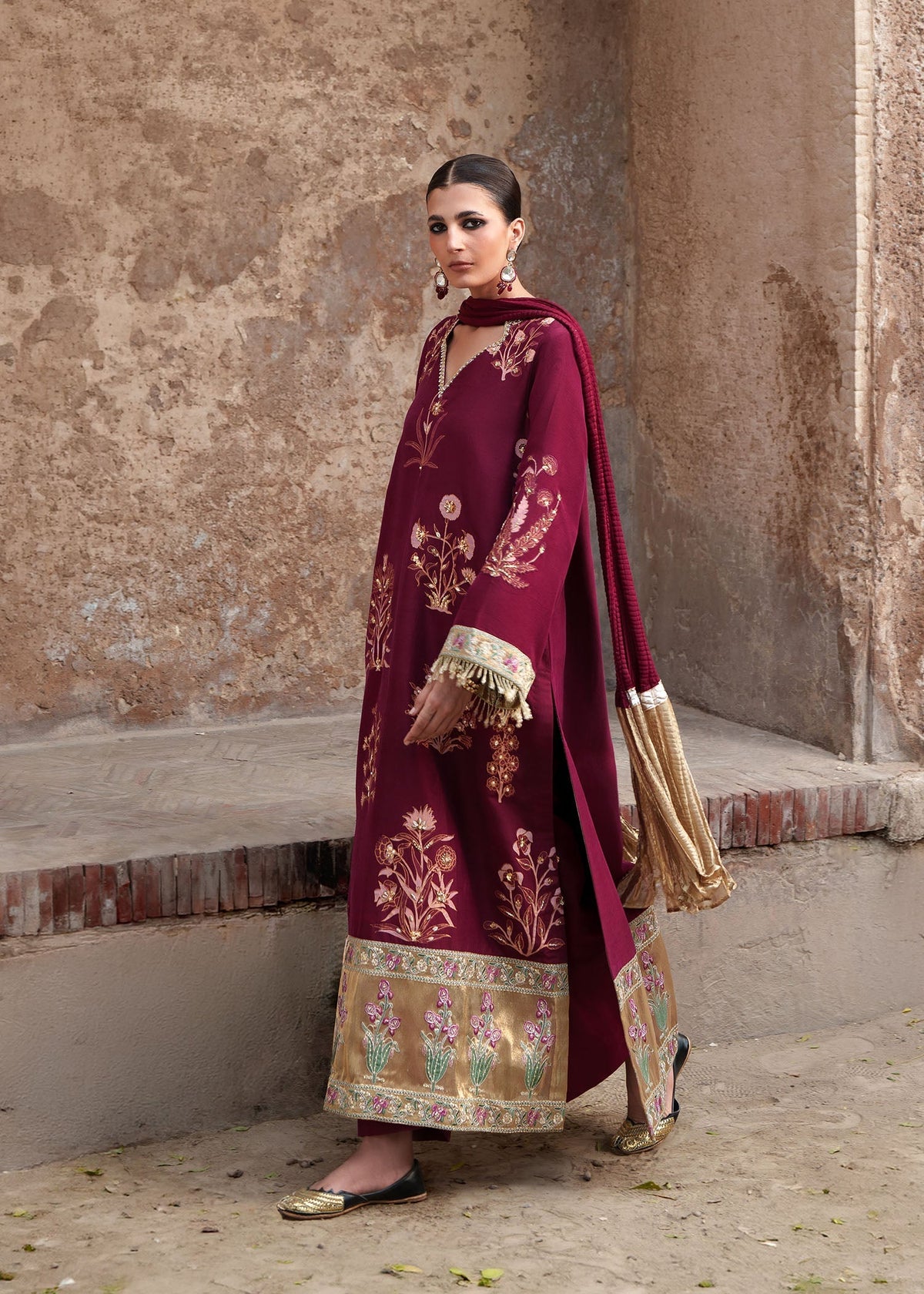 Sadaf Fawad Khan | Zeenat Formals 26 | Rangrez, image 5