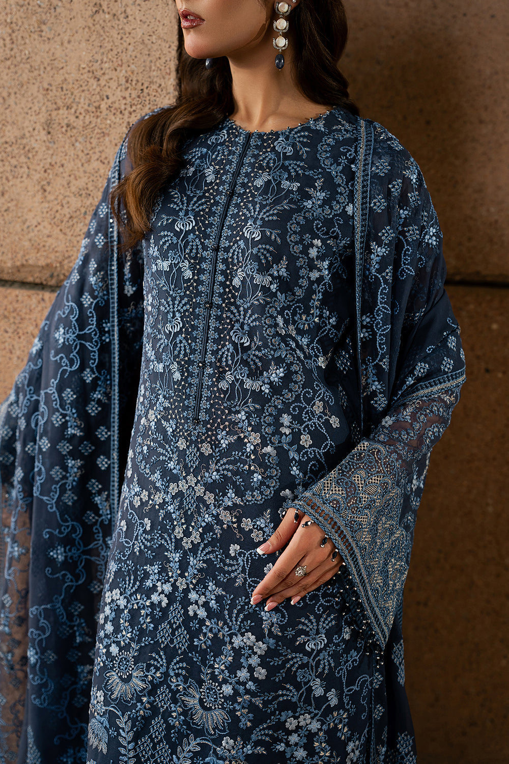 Lavish Premium | Lazawal Formals | Sapphire Veil-3