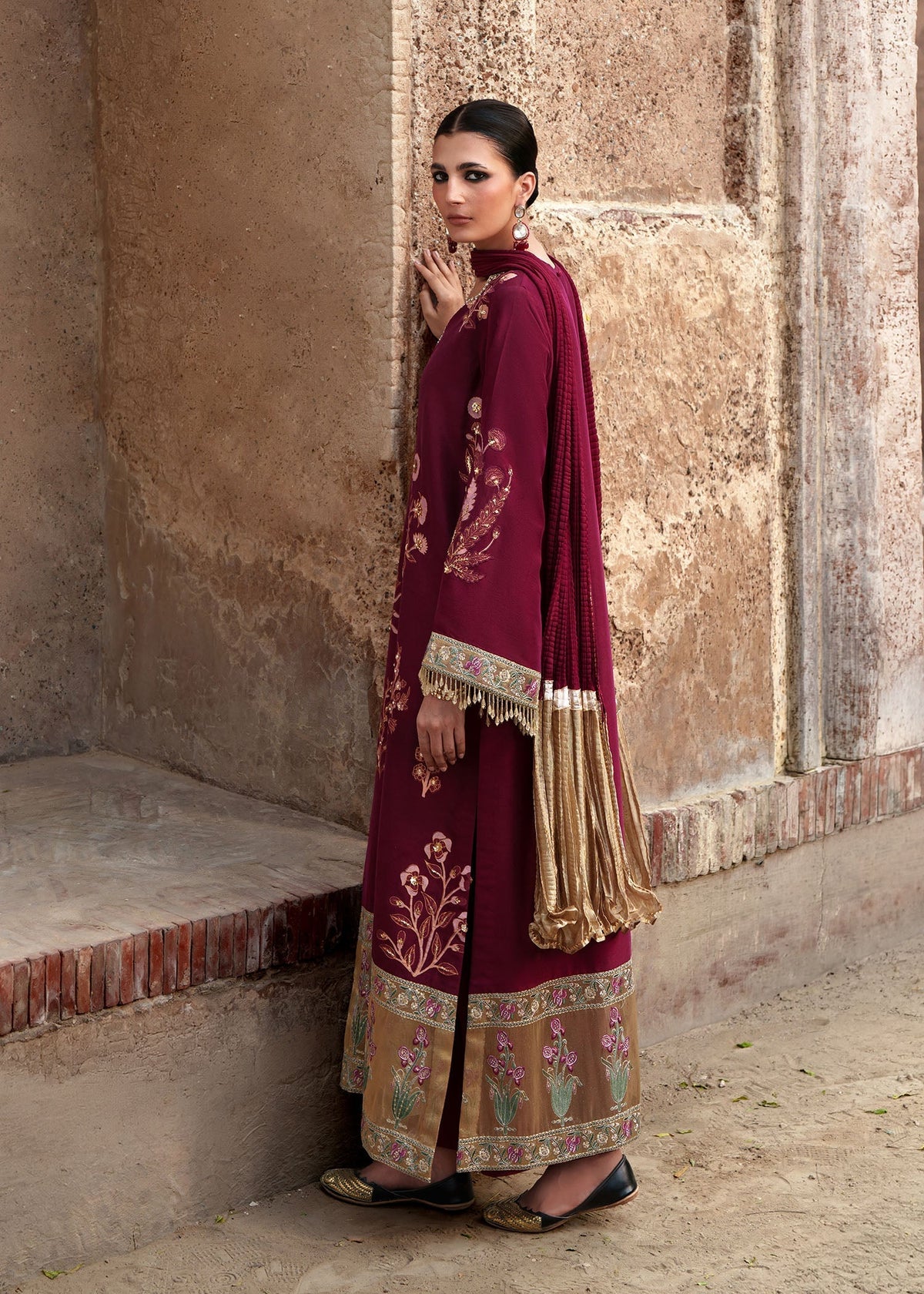 Sadaf Fawad Khan | Zeenat Formals 26 | Rangrez, image 2