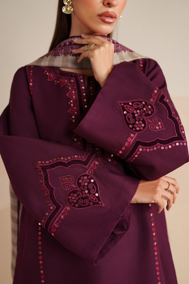 Jazmin | Winter 25 | UW-0220-7