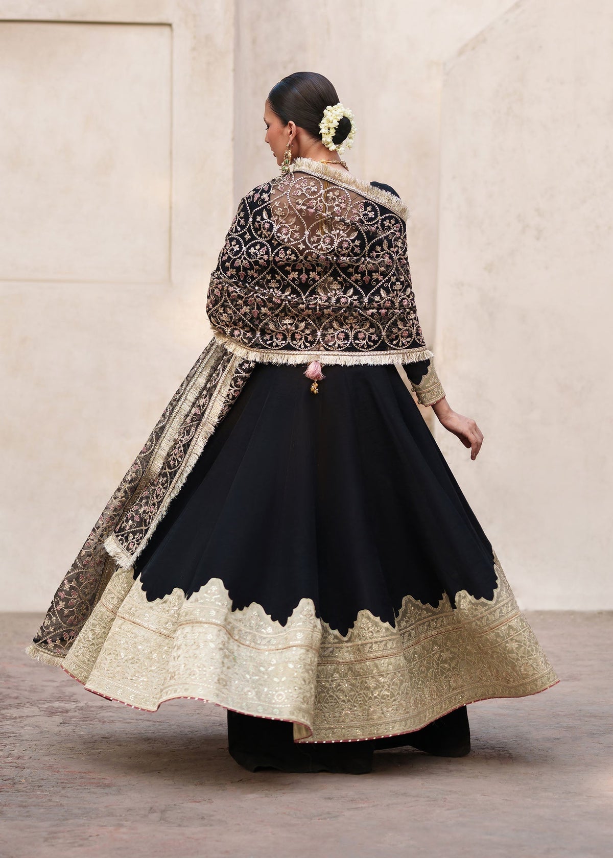 Sadaf Fawad Khan | Zeenat Formals 26 | Rehmat, image 2