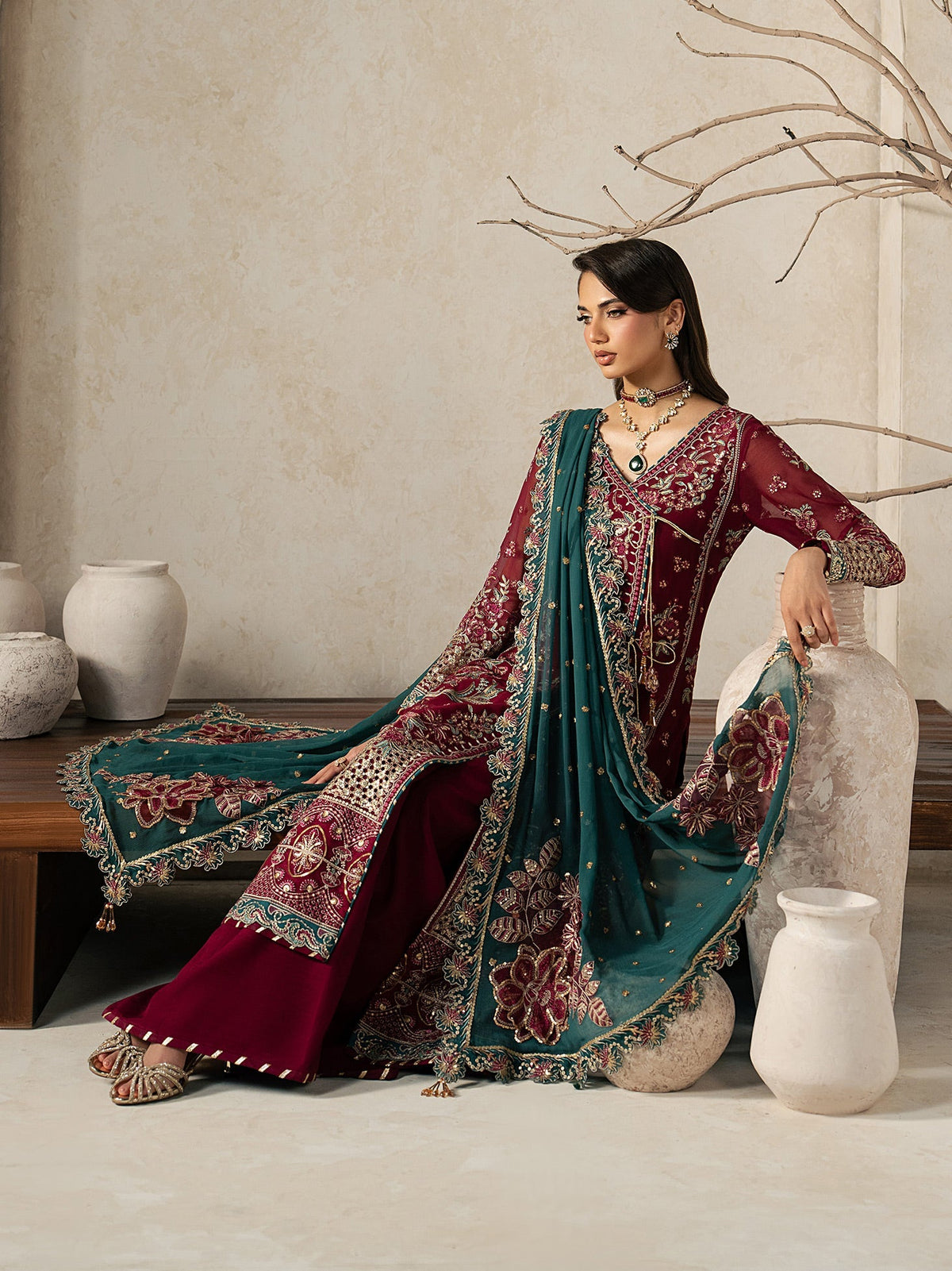 Gulaal | Inaaya Embroidered Chiffon 26 |Jinaan, image 9