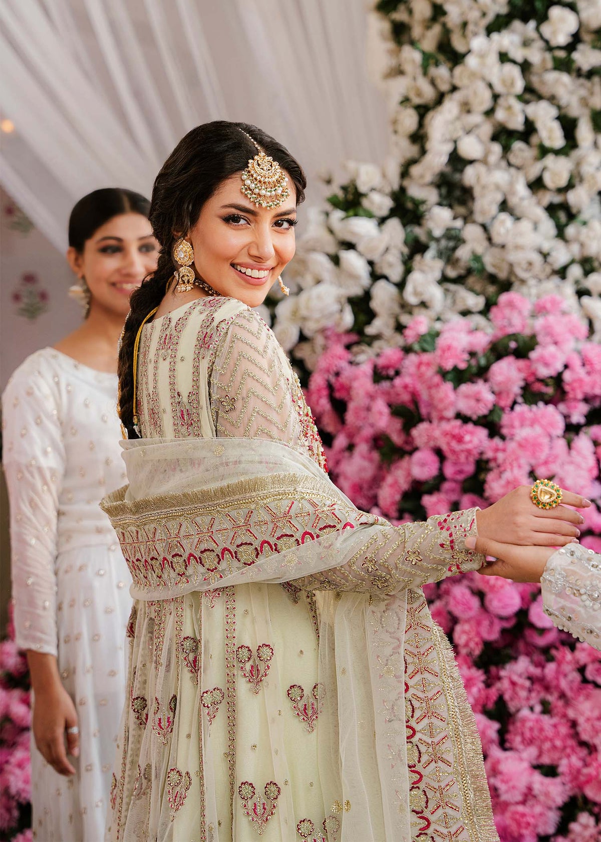 Akbar Aslam Kaneel net formal frock, photo 5