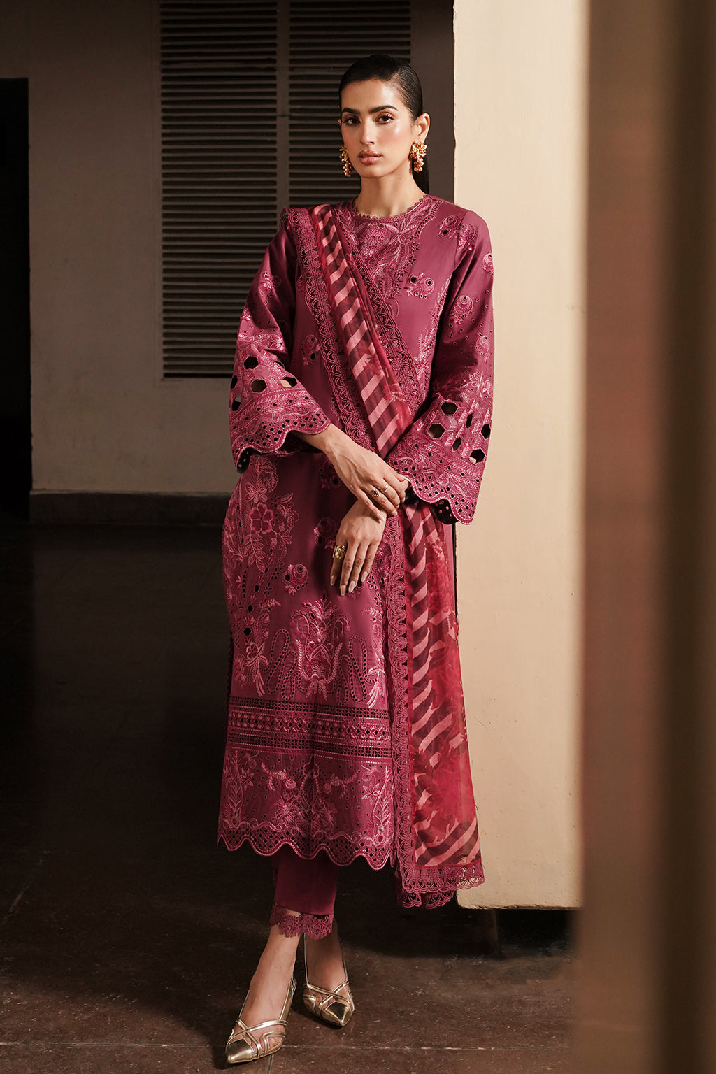 Afrozeh | Chikankari Lawn 24 | Cordovan -  Afrozeh Luxury - Original Designer Dress - House of Maryam