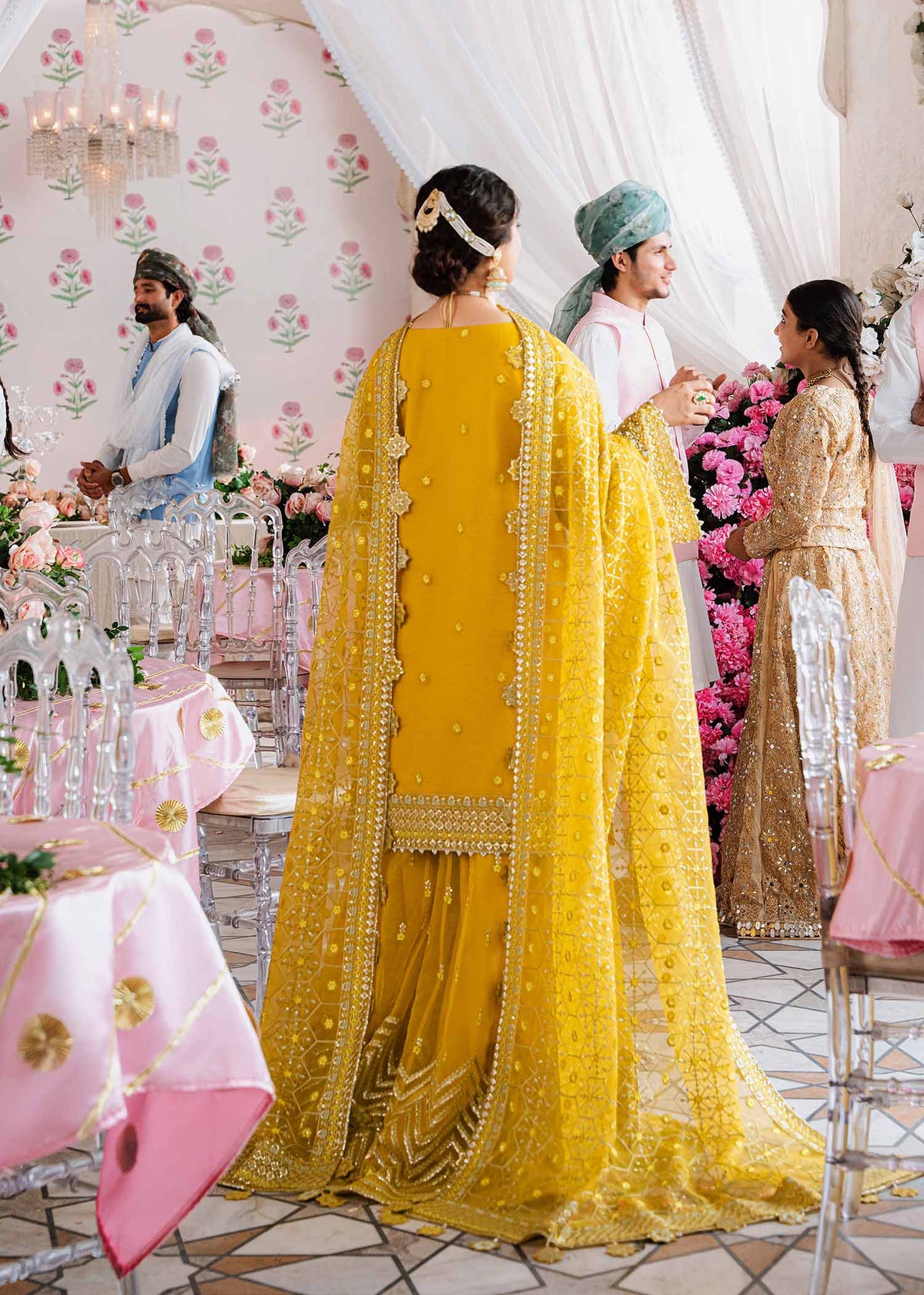 Akbar Aslam Meena organza shirt and lehenga, photo 5