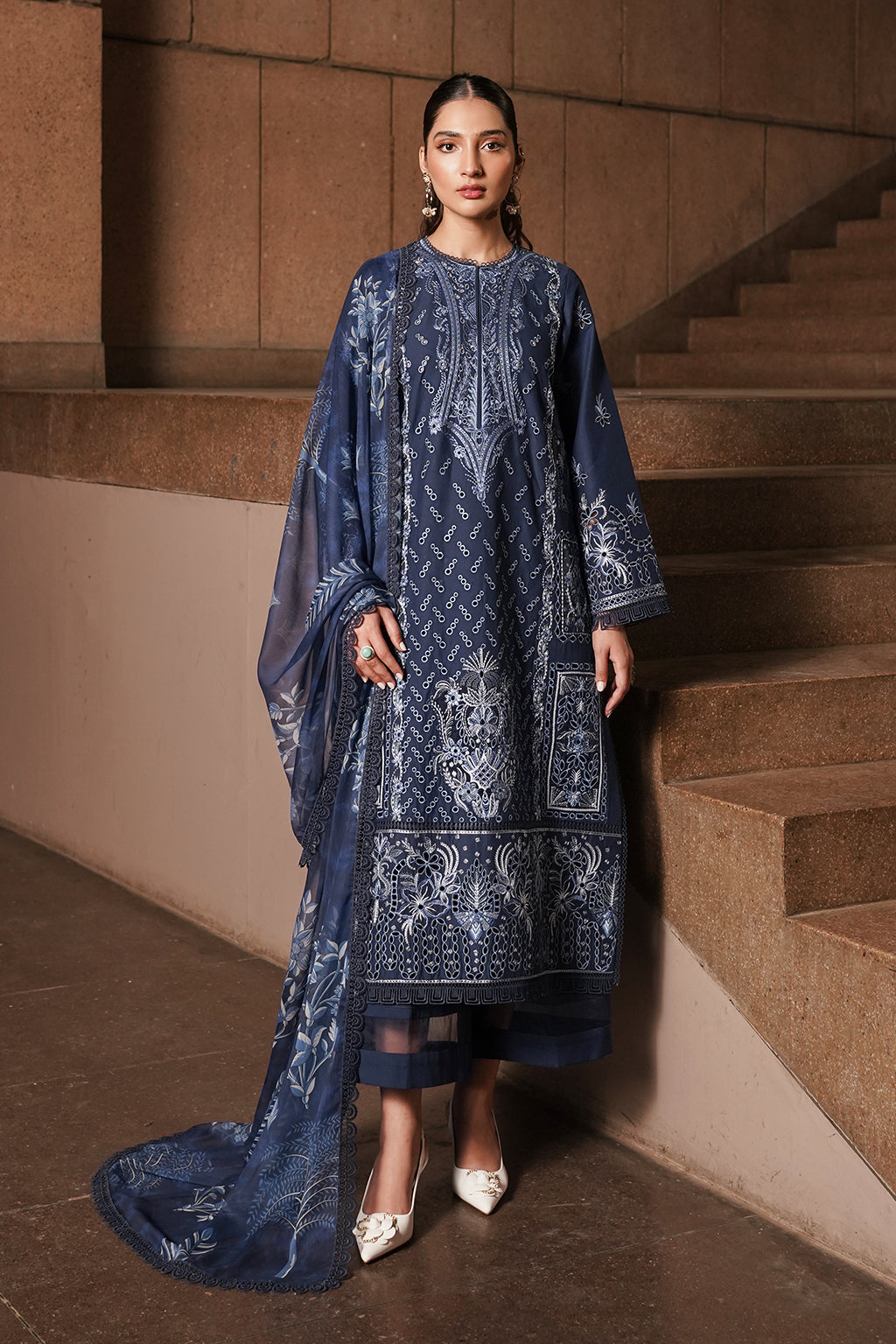 Afrozeh | Chikankari Lawn 24 | Capri