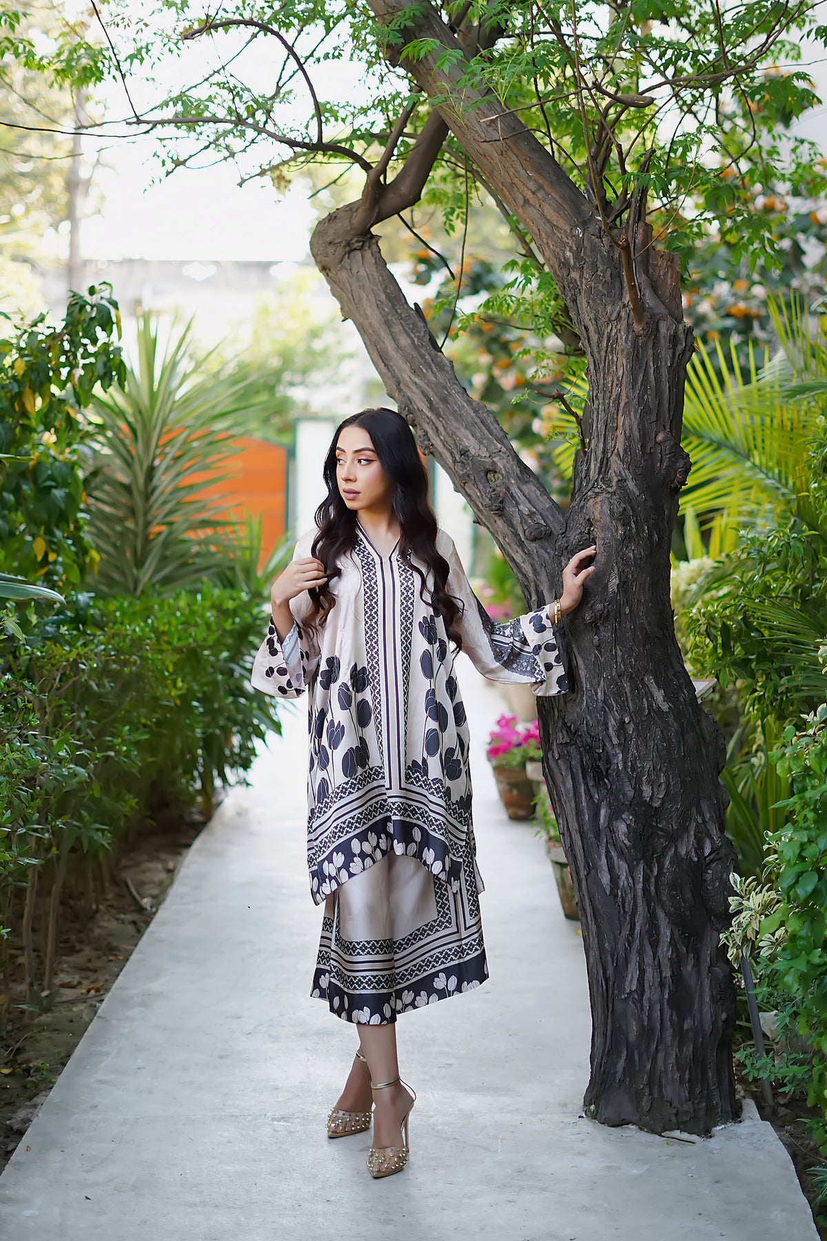 Erum Khan | Nue Pret | Royal Mirage -  Erum Khan Ladies Clothes - Original Designer Dress - House of Maryam
