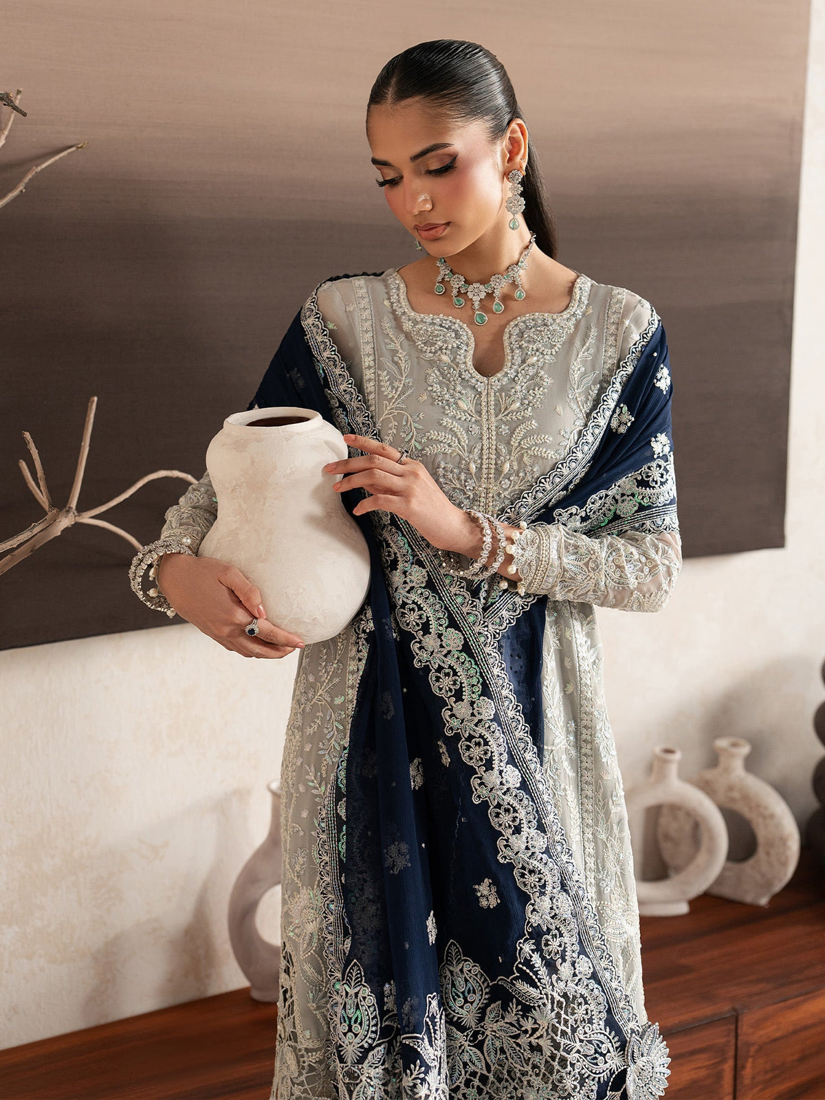 Gulaal | Inaaya Embroidered Chiffon 26 | Gianna, image 5
