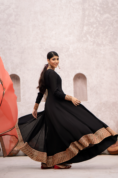 Erum Khan | Sakhiyan Formals | CHAMELI -  Erum Khan Formal - Original Designer Dress - House of Maryam