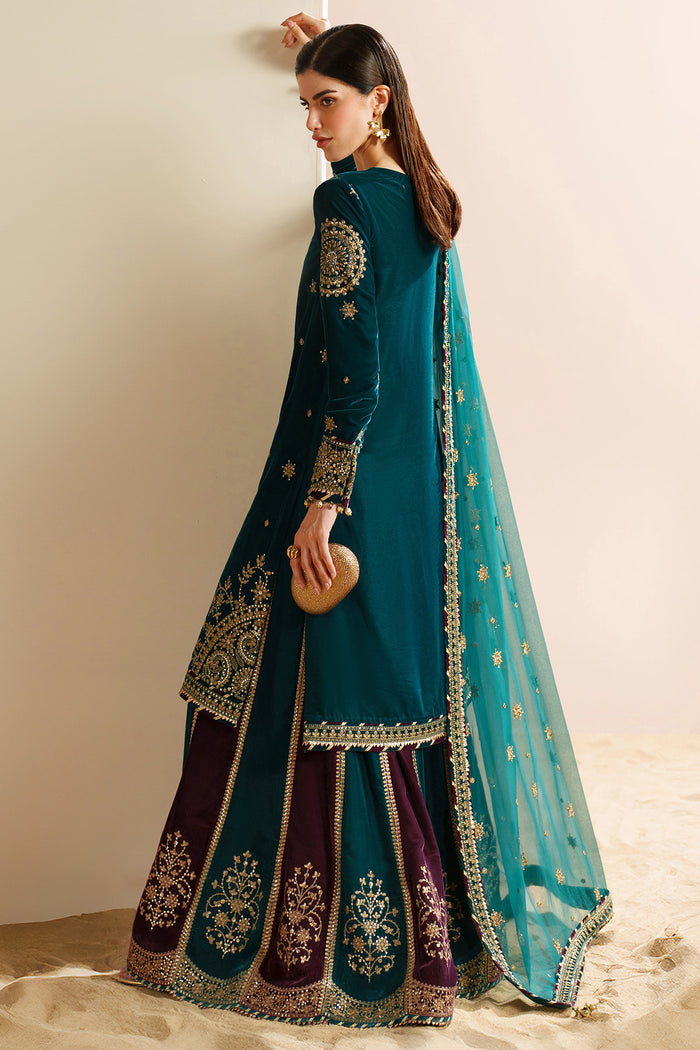 Jazmin | Velvet Vogue 25 | VVF D-8-2