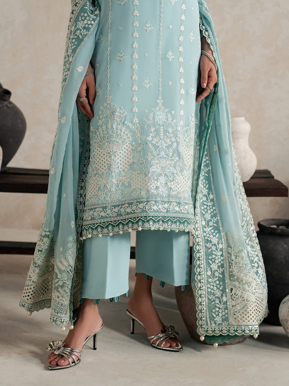 Gulaal | Inaaya Embroidered Chiffon 26 |Eileen, image 5