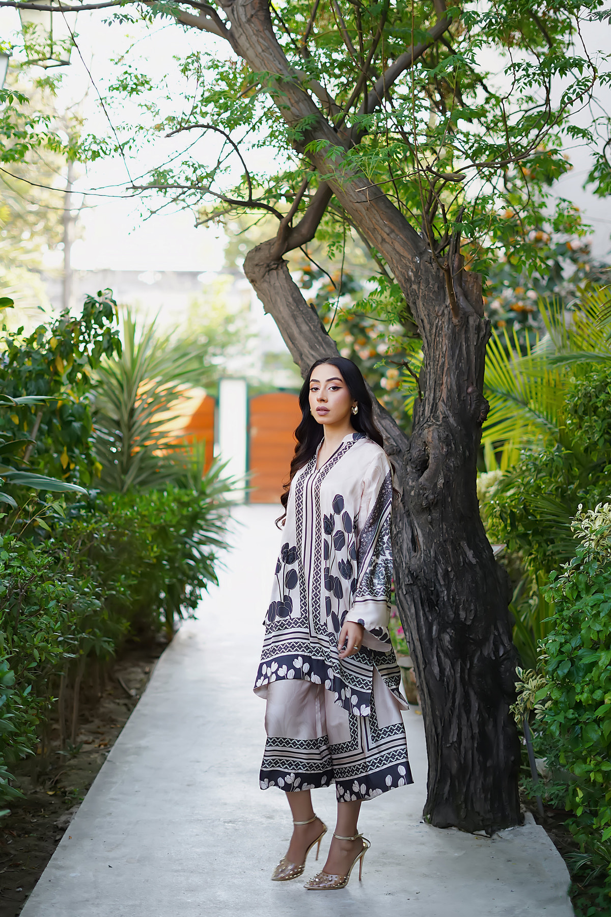 Erum Khan | Nue Pret | Royal Mirage -  Erum Khan Ladies Clothes - Original Designer Dress - House of Maryam