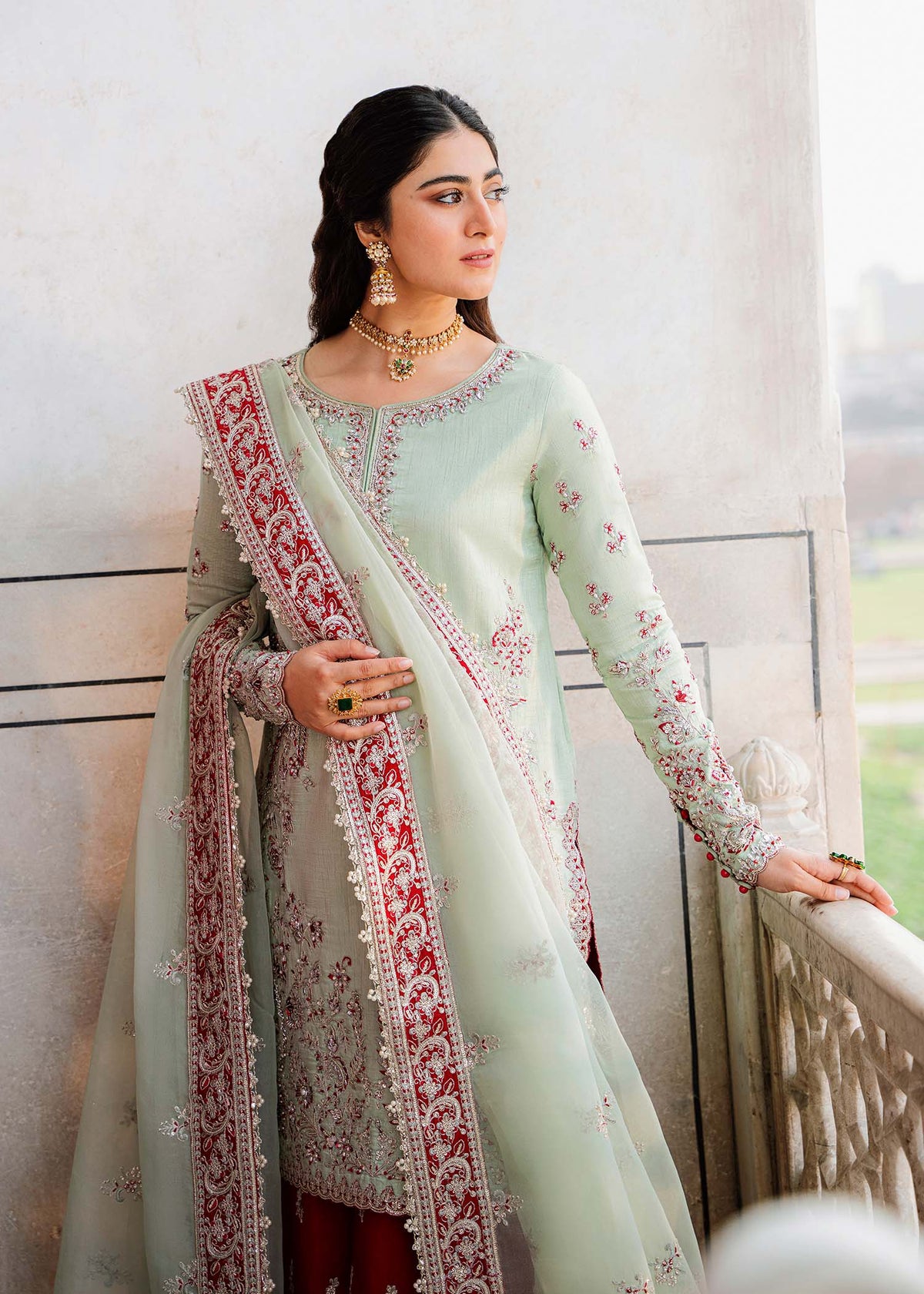 Akbar Aslam | Formals | Zari-5