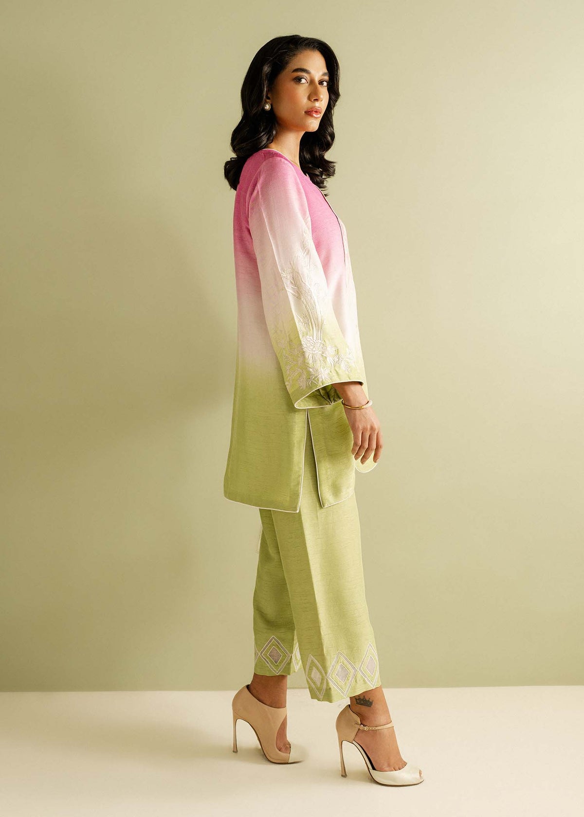 Mahgul | Ayanas Garden | Ombré Flower -  Mahgul Ladies Clothes - Original Designer Dress - House of Maryam