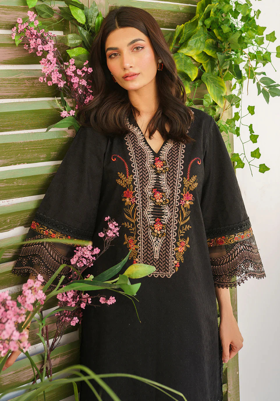 Zarqash | Belle Ame 24 | BL 007 Jardin Noir by Designer Zarqash - House of Maryam - Pakistani Designer Ethnic Wear in {{ shop.shopifyCountryName }}