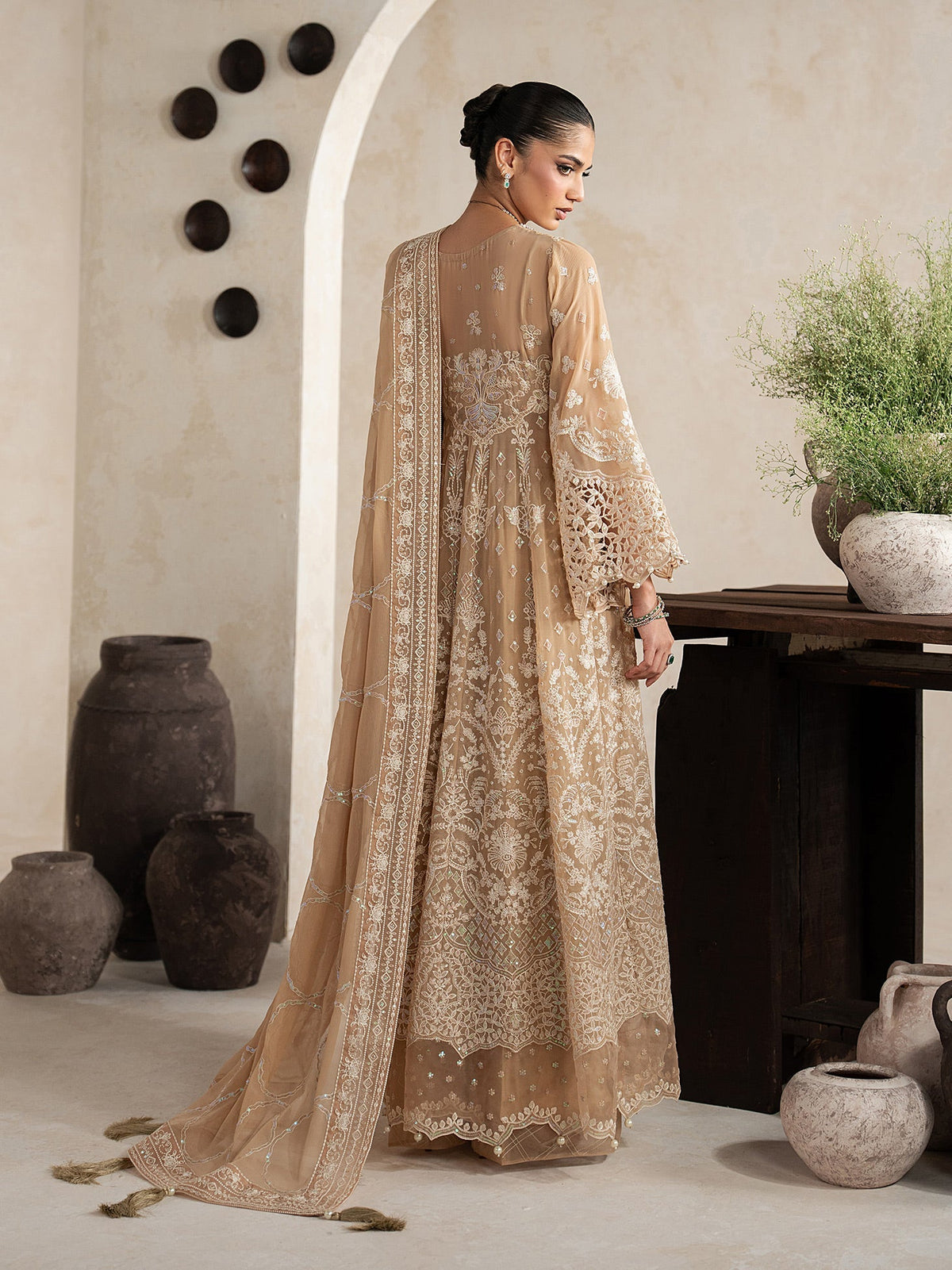 Gulaal | Inaaya Embroidered Chiffon 26 | Niaa, image 2