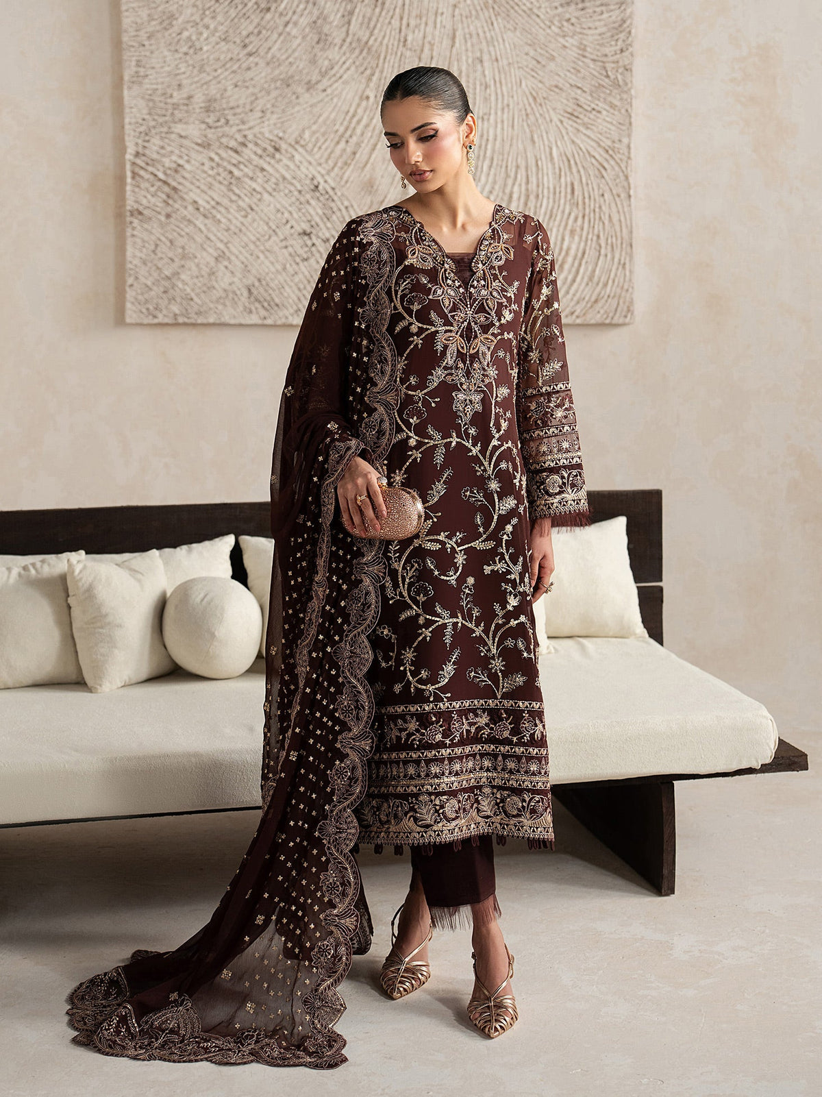 Gulaal | Inaaya Embroidered Chiffon 26 |Sofiya, image 4